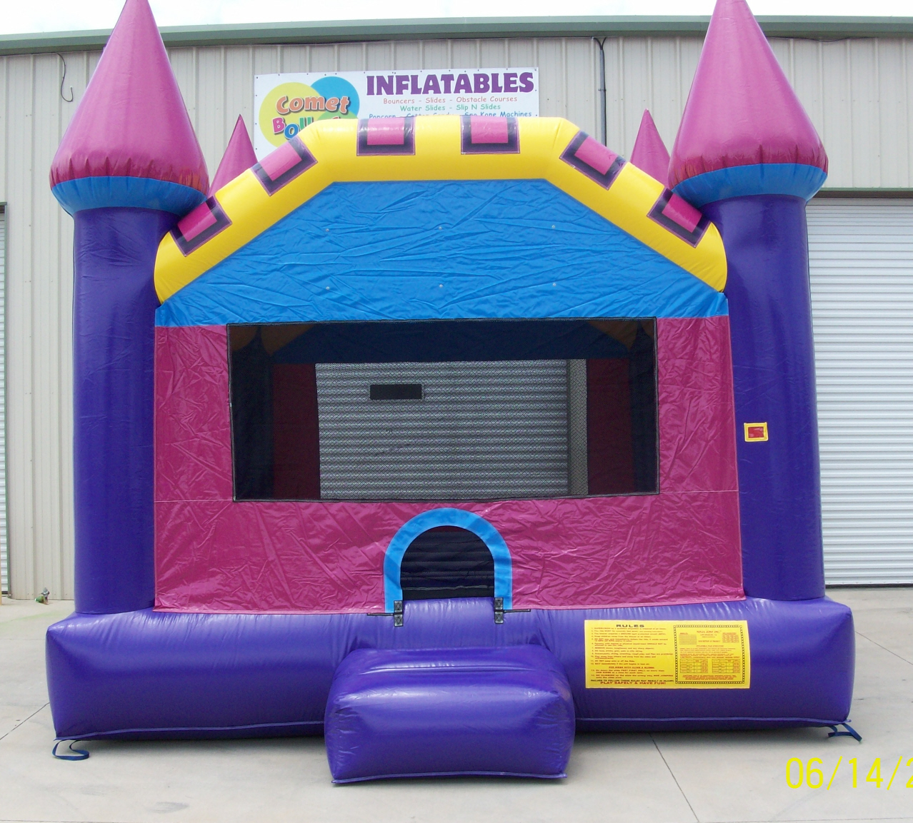 Dream-Castle-Moonwalk-Bounce-House-Cleveland-TN